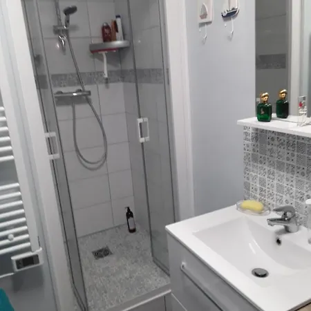 Apartamento Joli Duplex Proche Commerces Et *